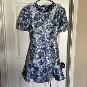 Lulu’s mini blue floral formal dress